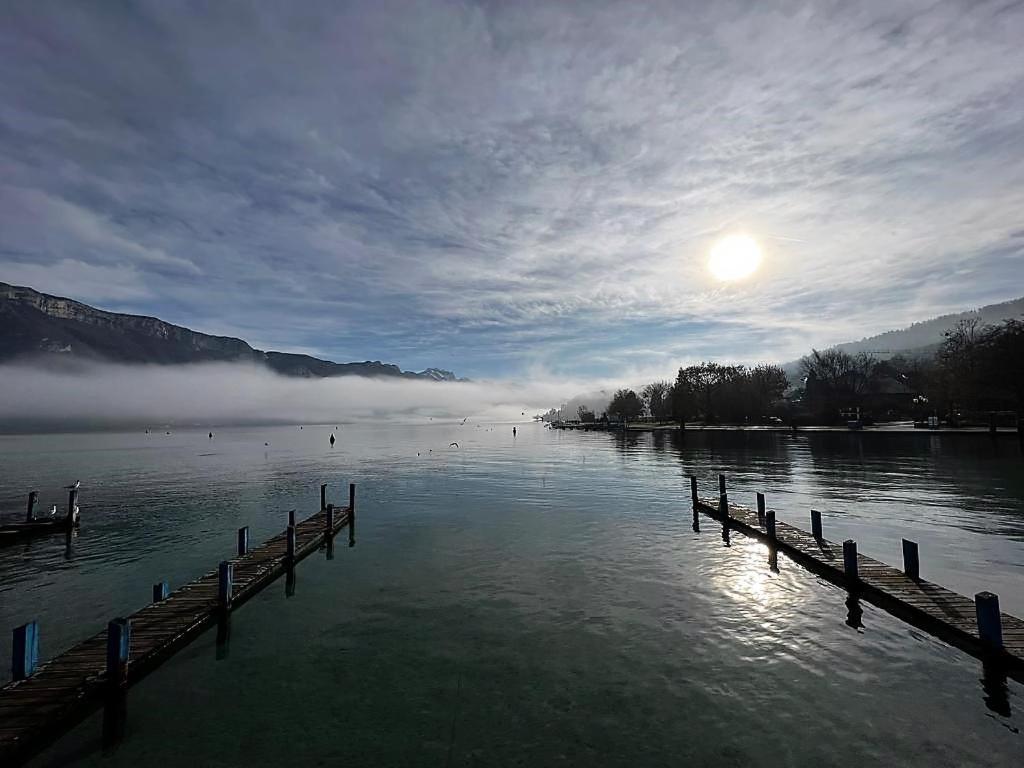 Logis Hotel Annecy Nord / อาร์โกเนย์ ภายนอก รูปภาพ